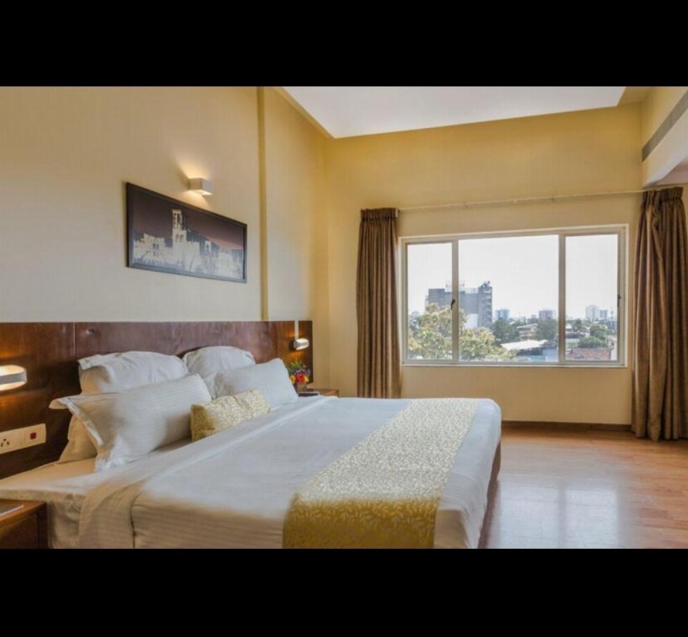 Room image 2