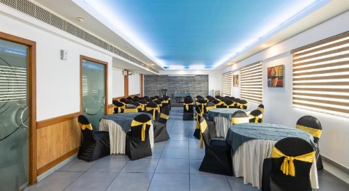 The Senate Hotel image 6