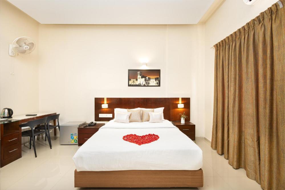 Room image 4