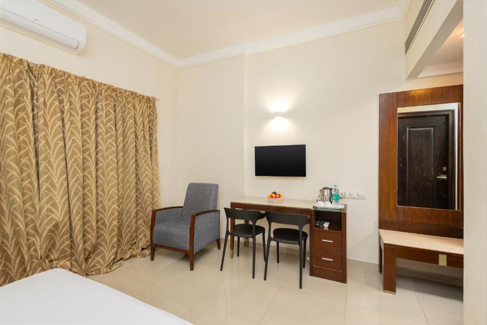 Room image 3