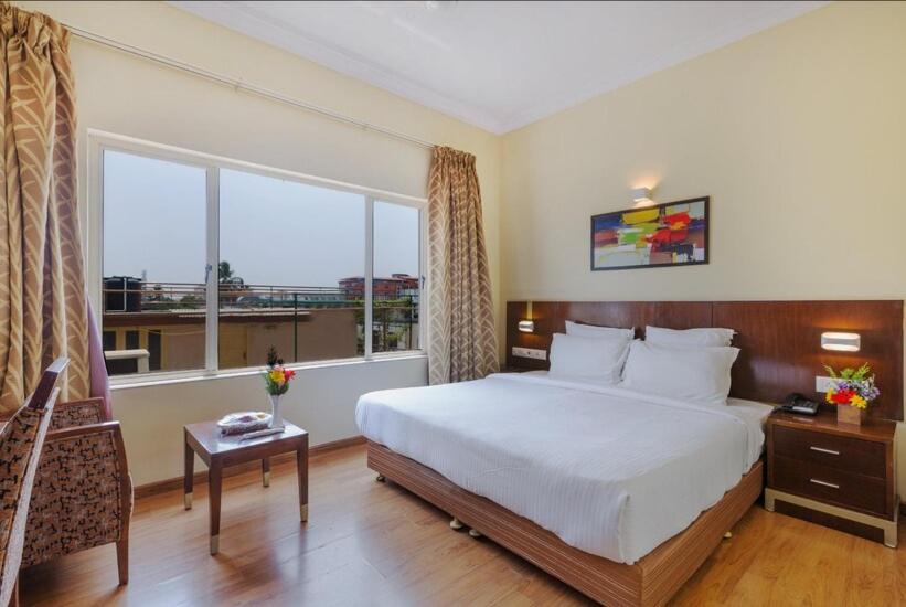 Room image 5