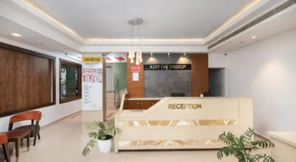 The Senate Hotel 10
