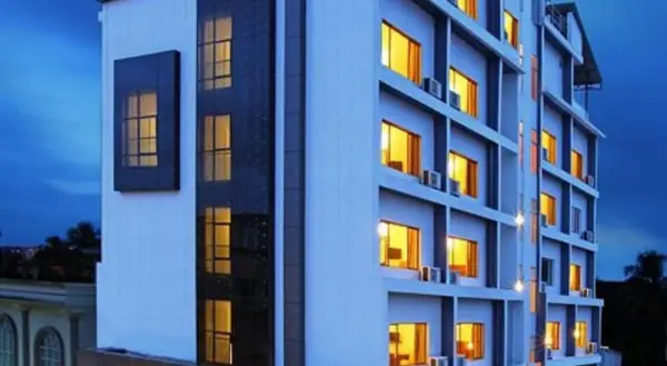 The Senate Hotel Main image